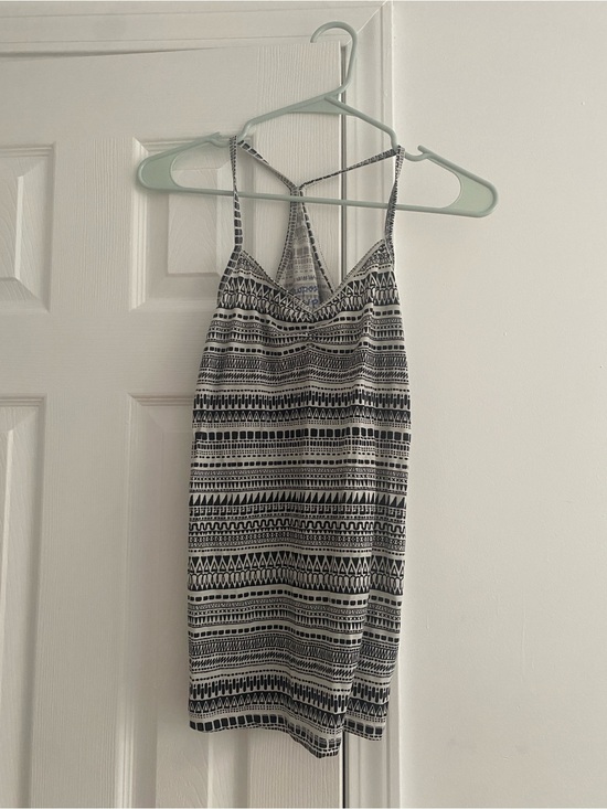 Aeropostale Dresses & Skirts - Black & White Aztec Aeropostale tank top